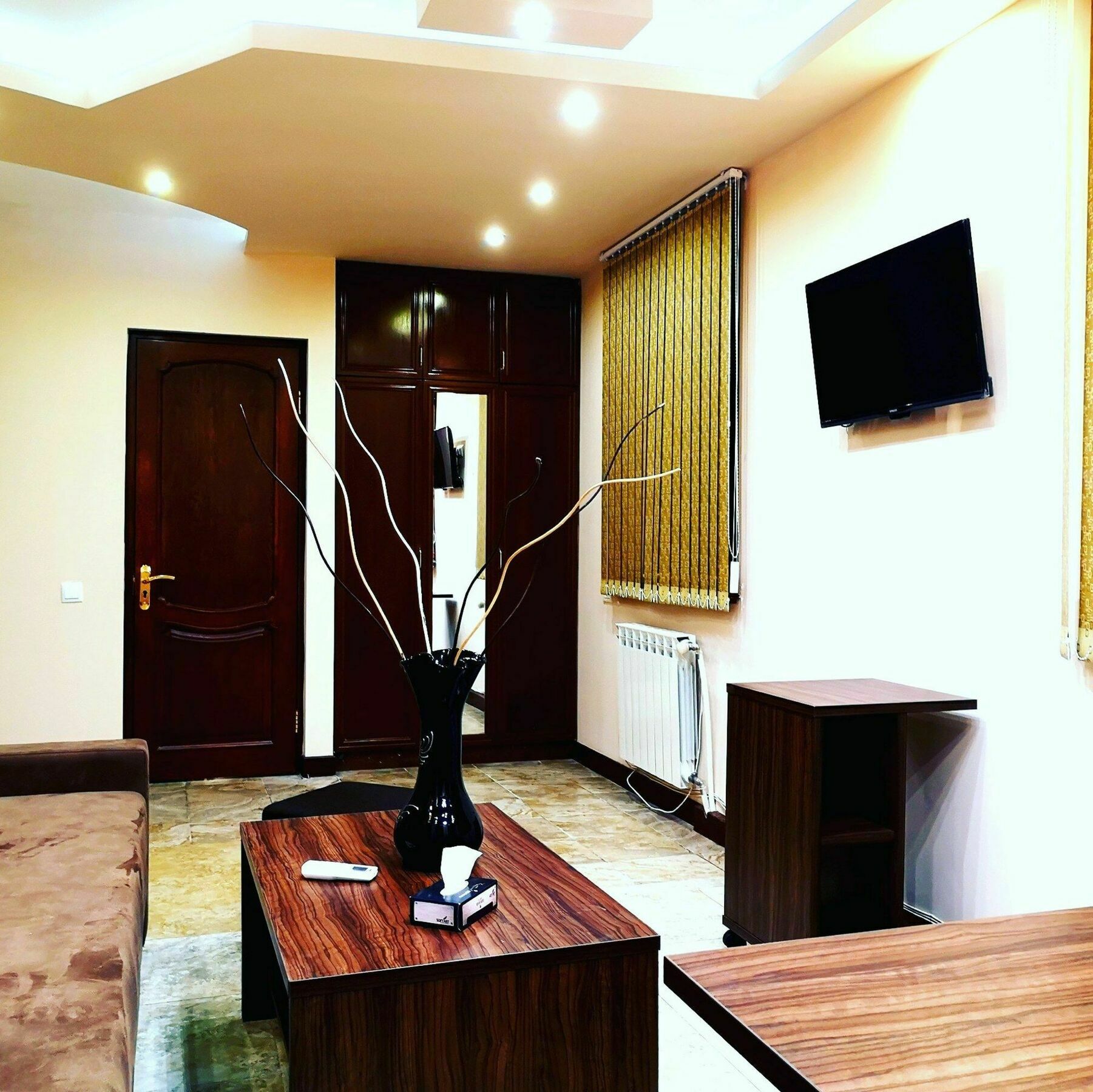 Prime Hotel Tours Єреван Екстер'єр фото